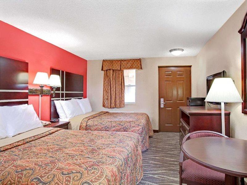 Days Inn By Wyndham Ridgefield Nj Exterior photo