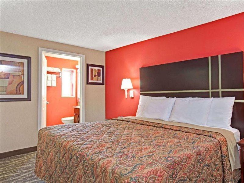 Days Inn By Wyndham Ridgefield Nj Exterior photo