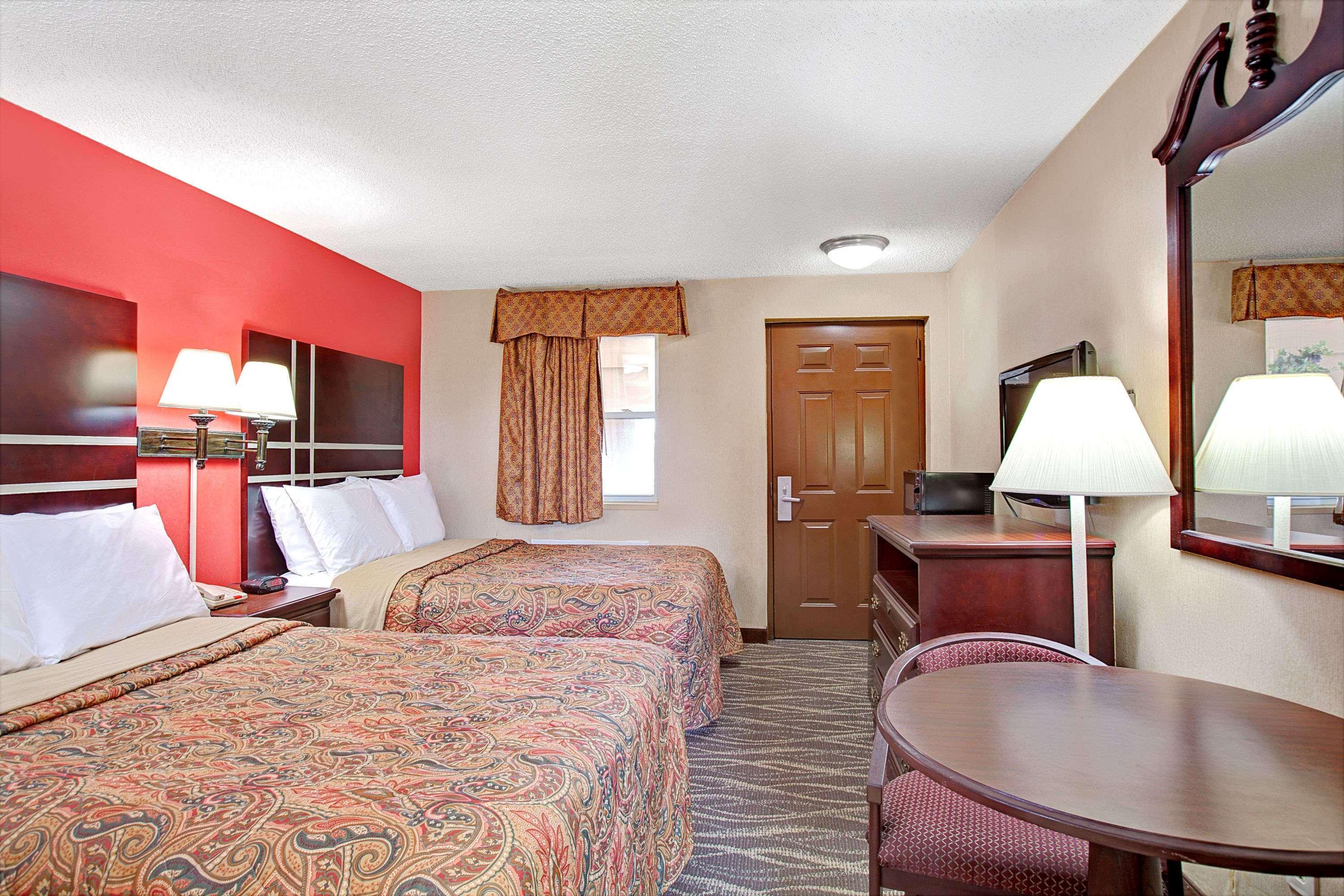 Days Inn By Wyndham Ridgefield Nj Exterior photo